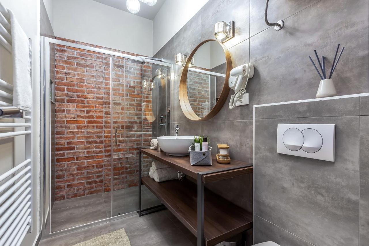 Hotel Deluxe Ploech Rijeka Zewnętrze zdjęcie
