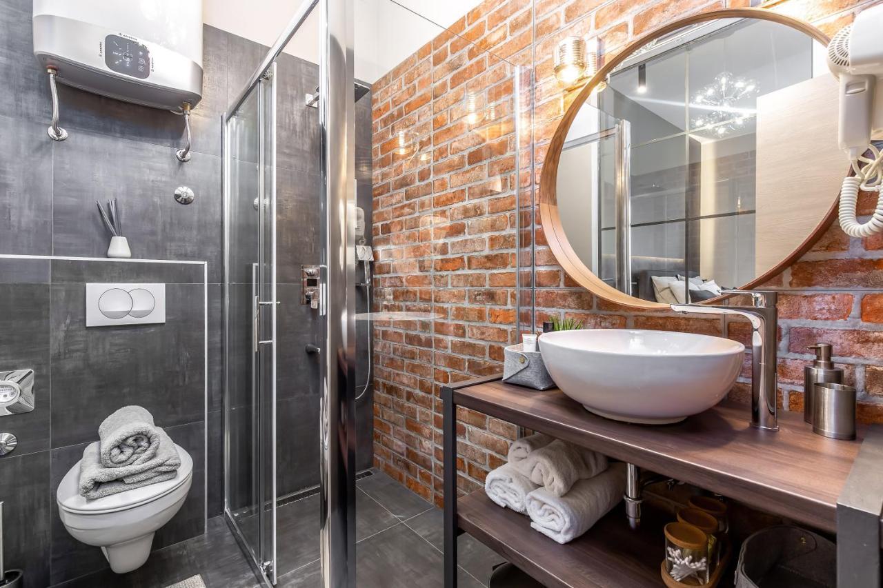 Hotel Deluxe Ploech Rijeka Zewnętrze zdjęcie