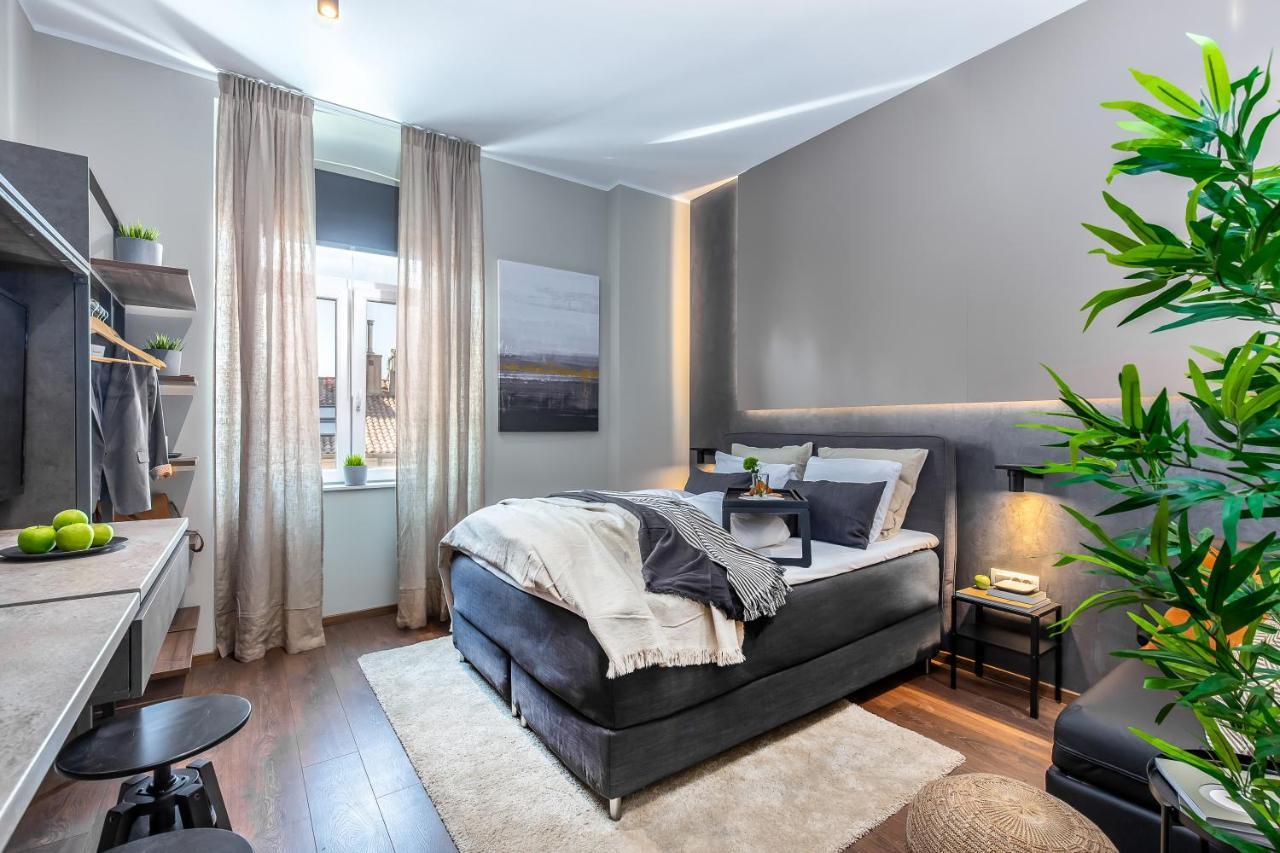 Hotel Deluxe Ploech Rijeka Zewnętrze zdjęcie